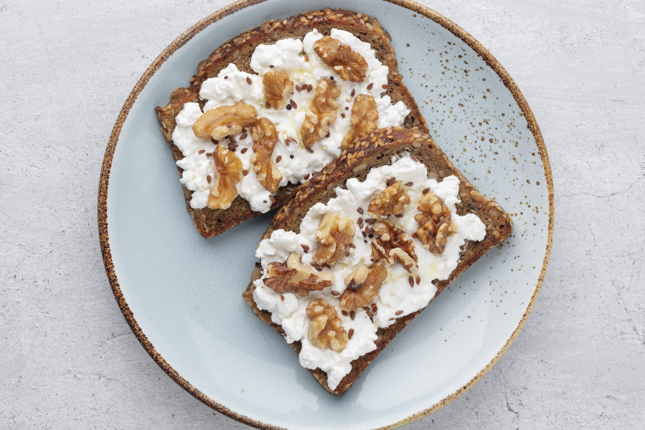 Tosta de Ricotta Spiga Gourmet con nueces y semillas